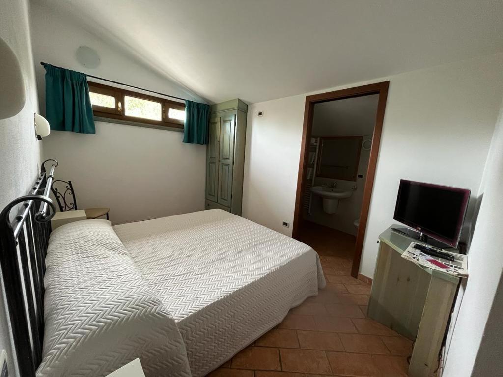 Hotel Residence La Ventola Вада Екстер'єр фото