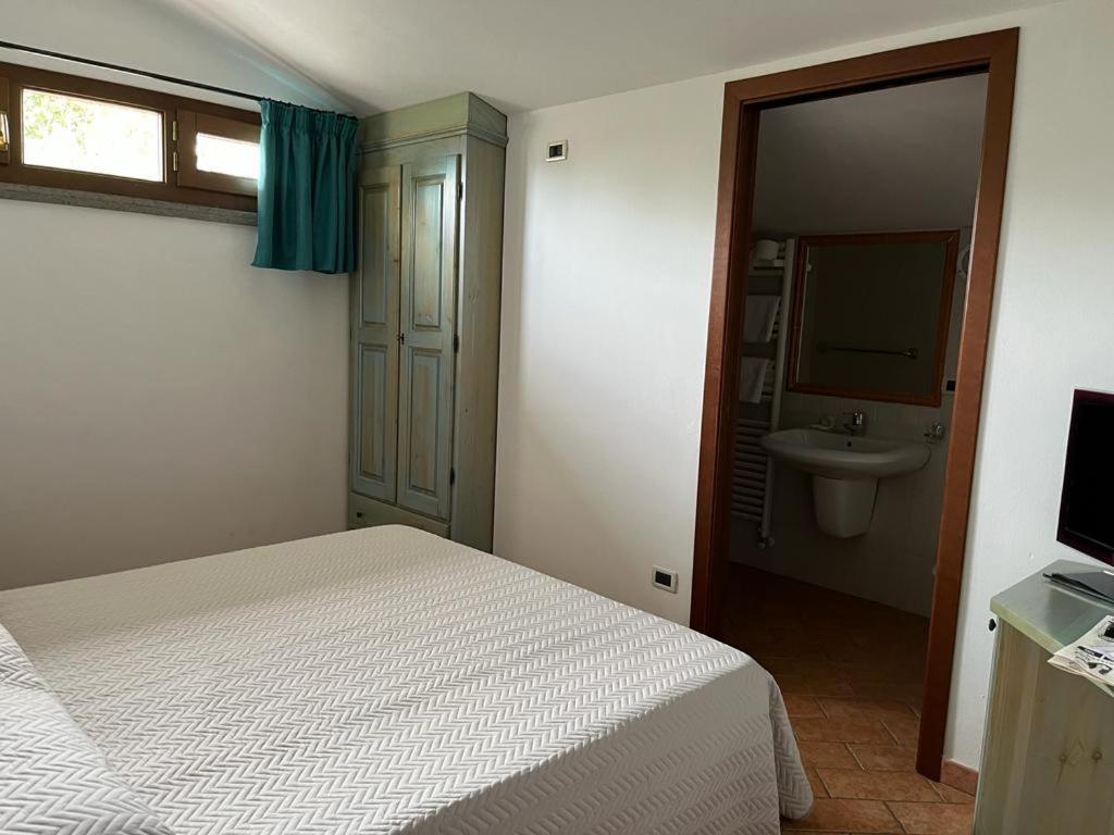 Hotel Residence La Ventola Вада Екстер'єр фото