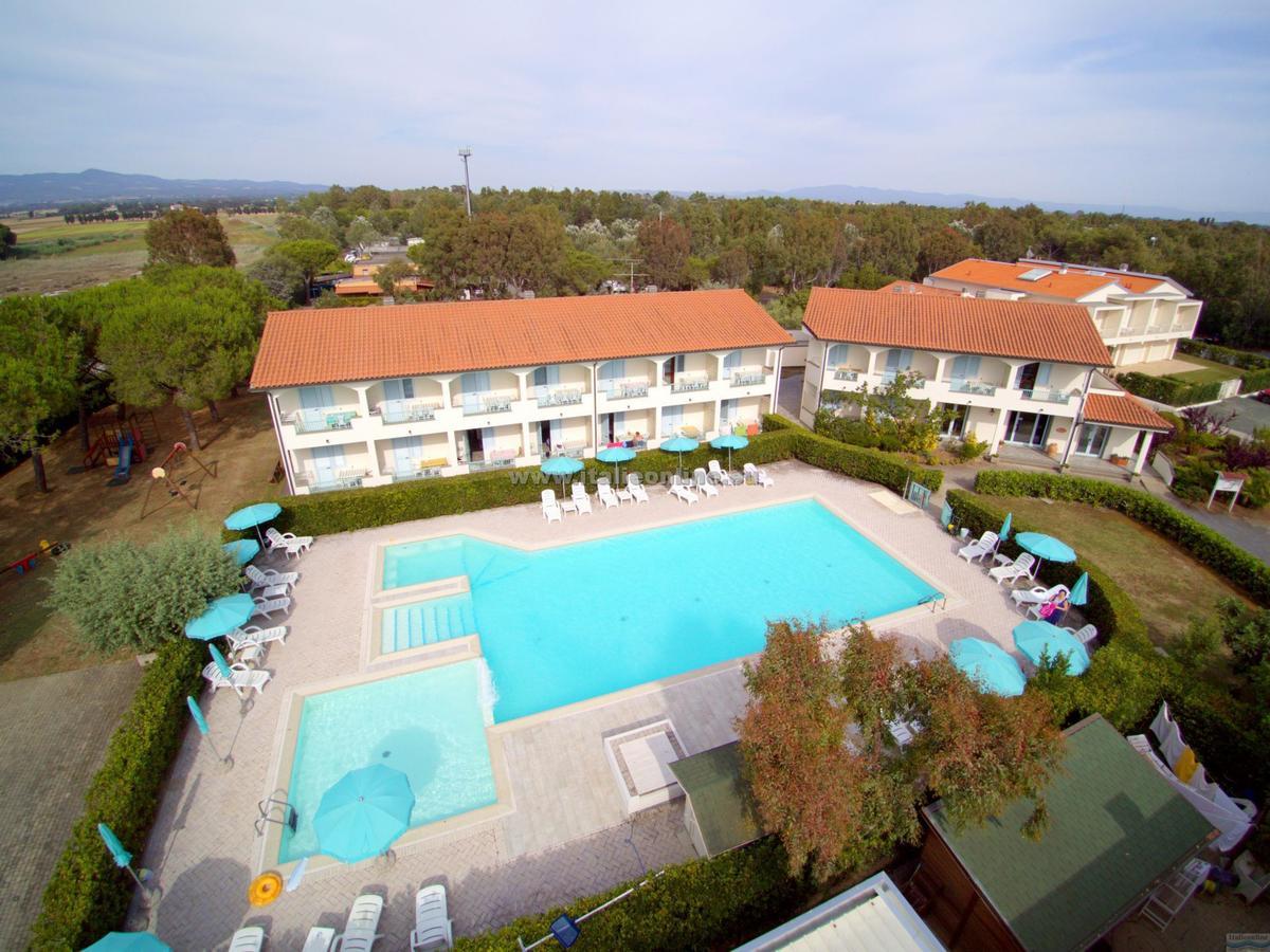 Hotel Residence La Ventola Вада Екстер'єр фото