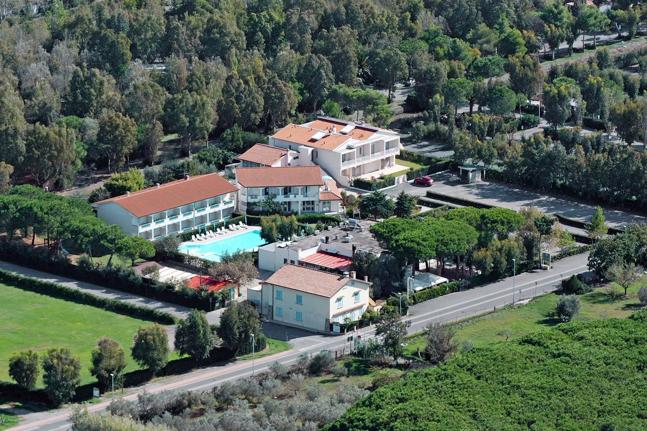 Hotel Residence La Ventola Вада Екстер'єр фото