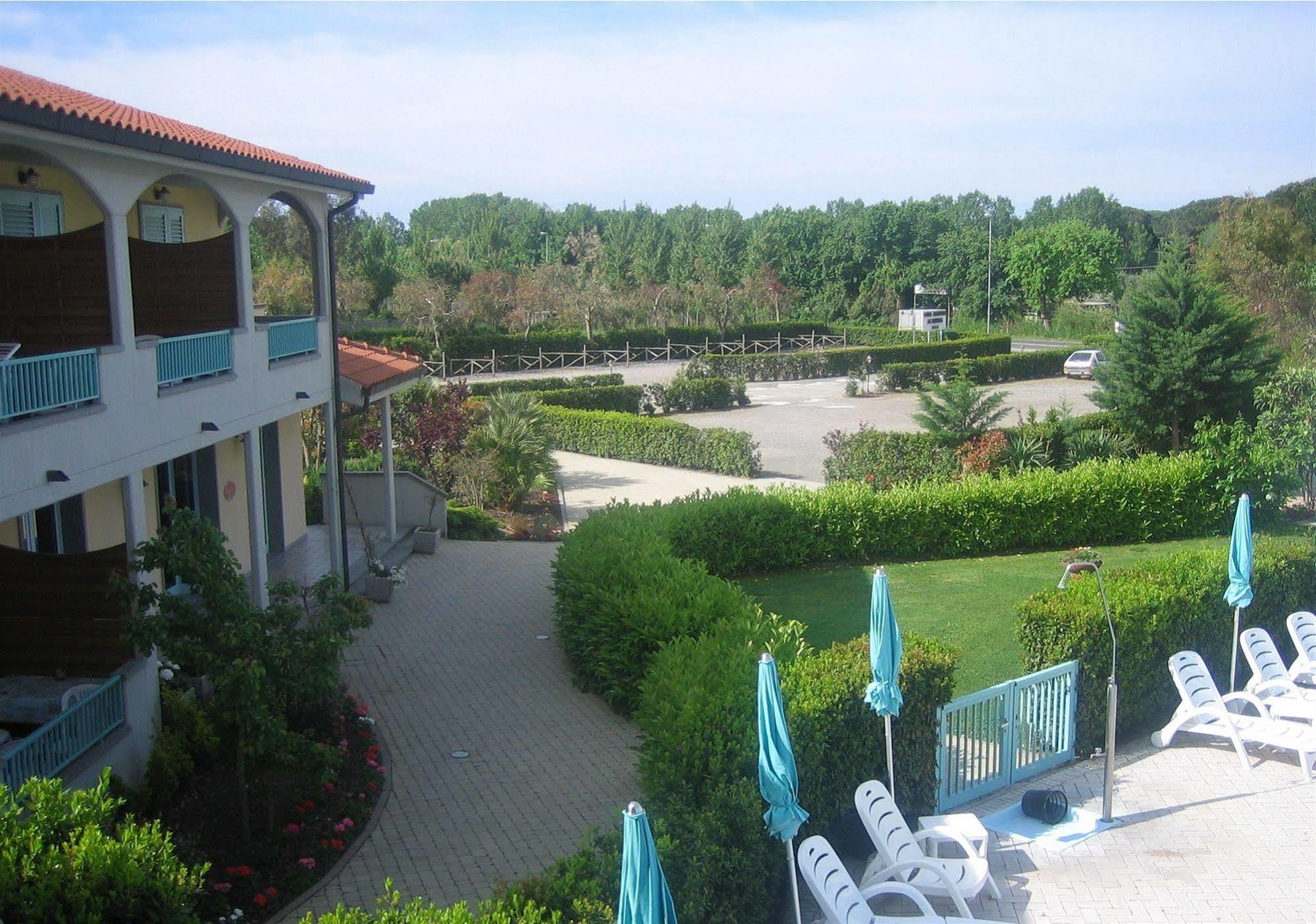 Hotel Residence La Ventola Вада Екстер'єр фото